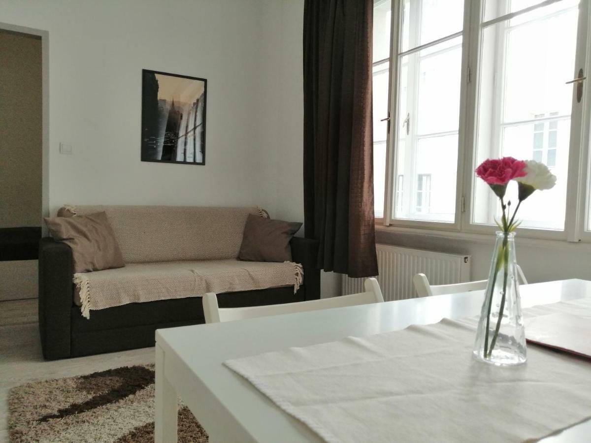 Zoom-Budapest Apartments Bagian luar foto