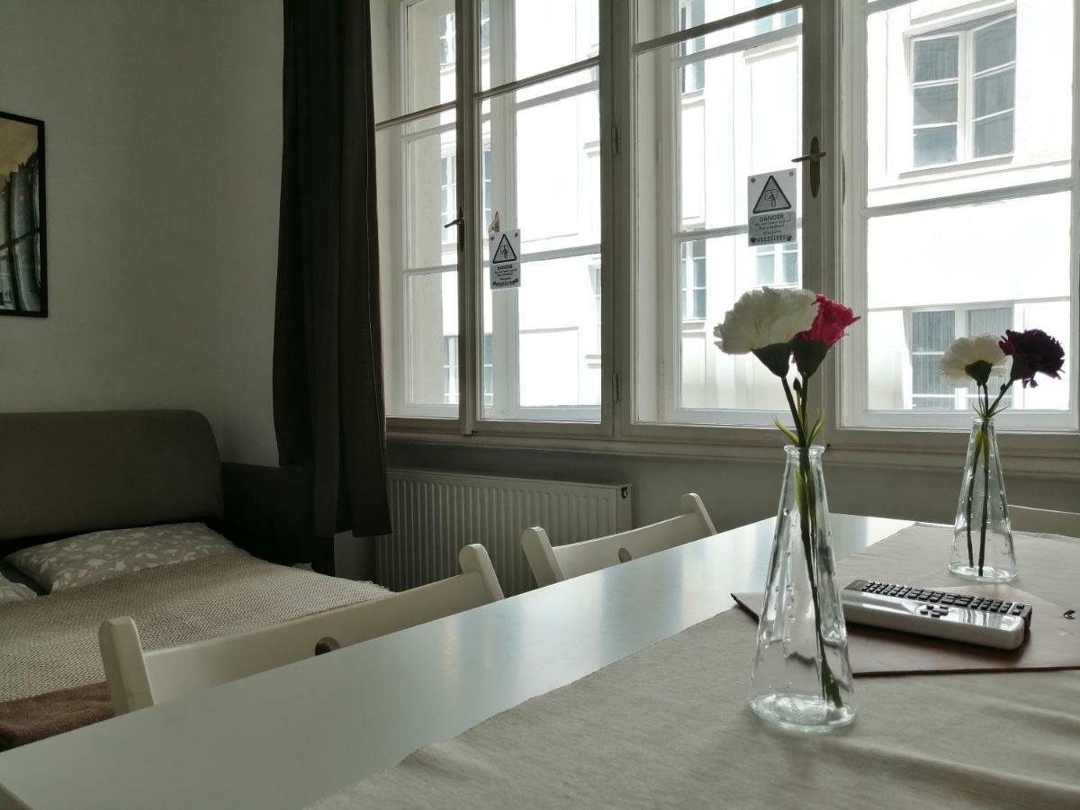 Zoom-Budapest Apartments Bagian luar foto