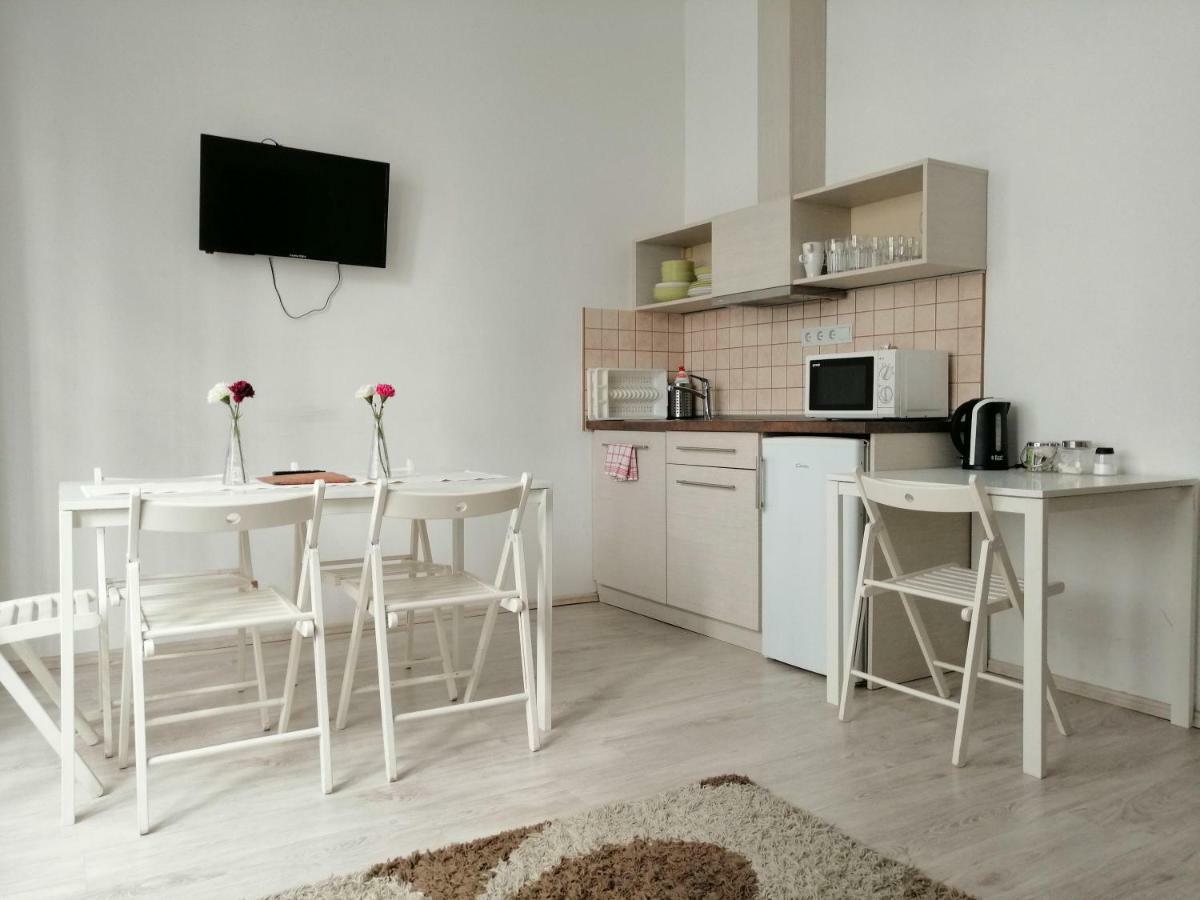 Zoom-Budapest Apartments Bagian luar foto