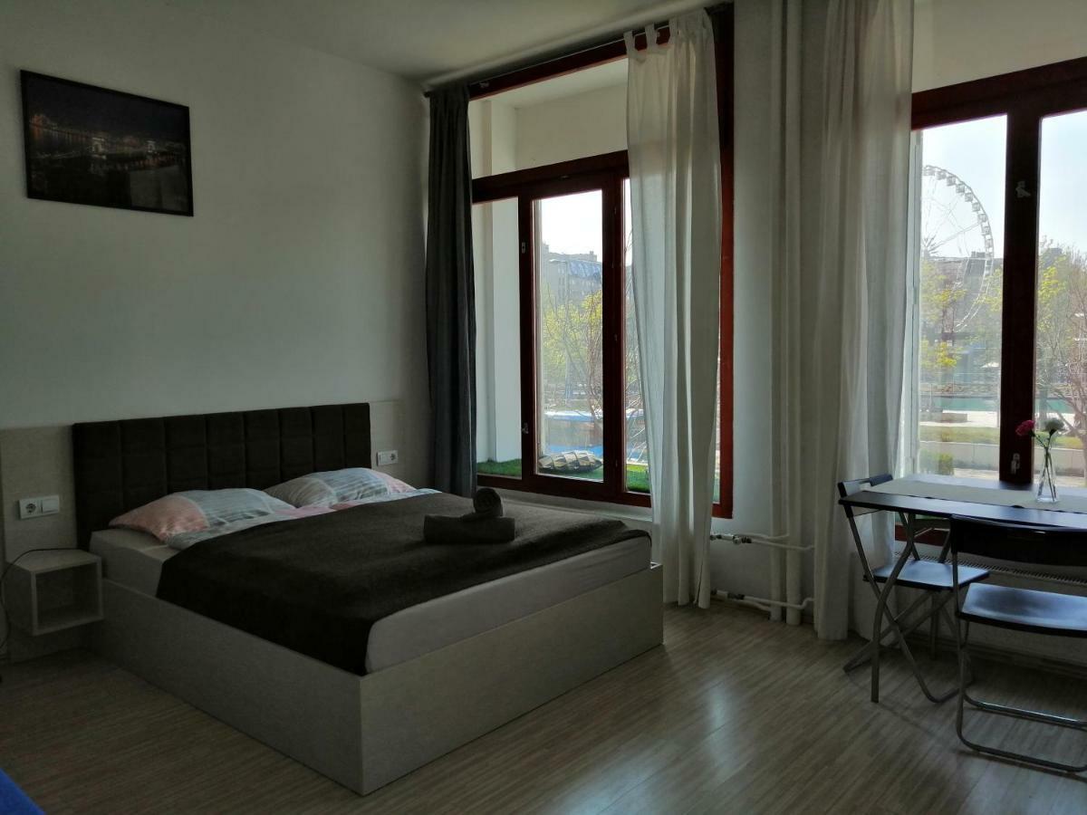Zoom-Budapest Apartments Bagian luar foto