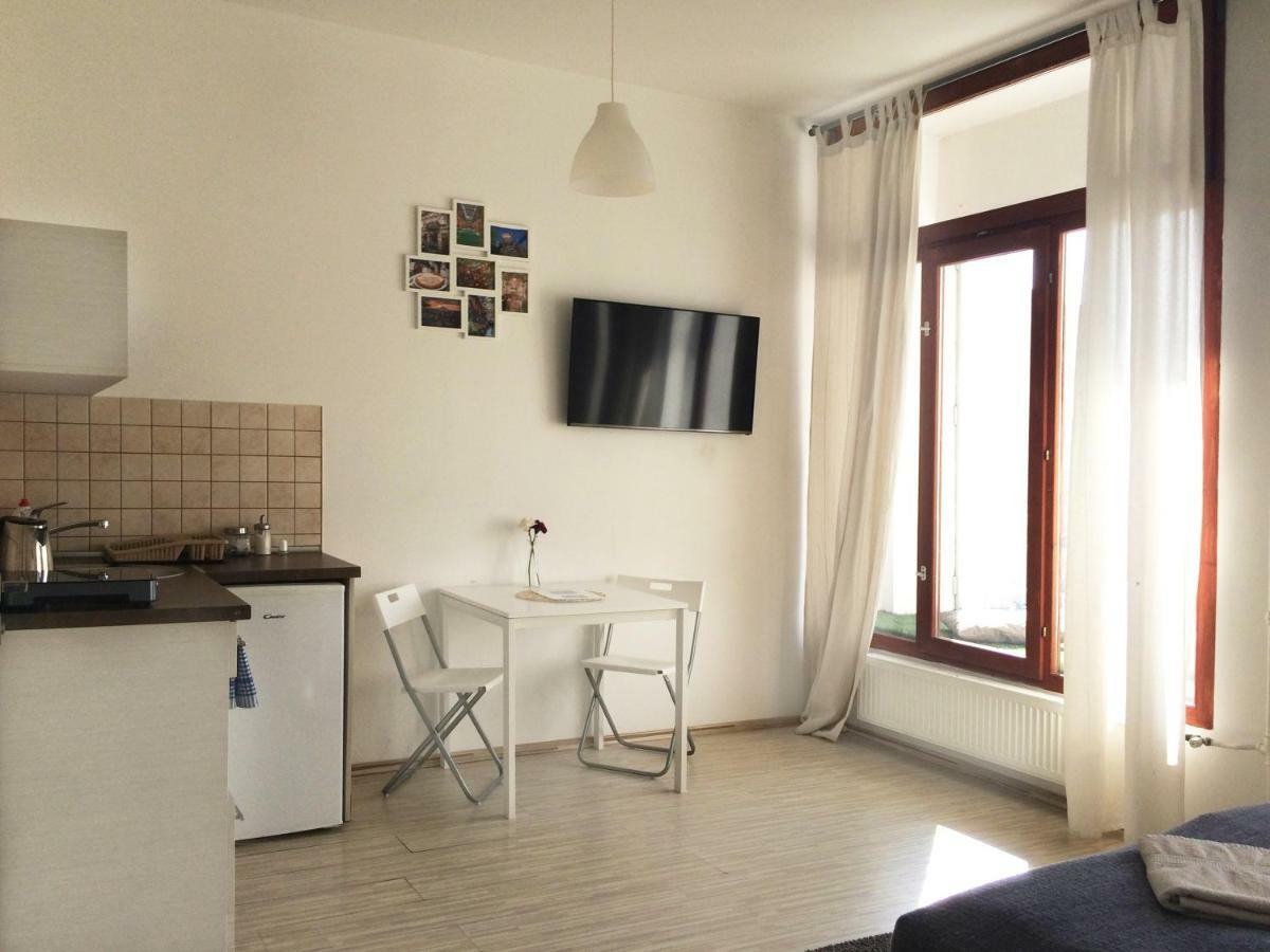 Zoom-Budapest Apartments Bagian luar foto
