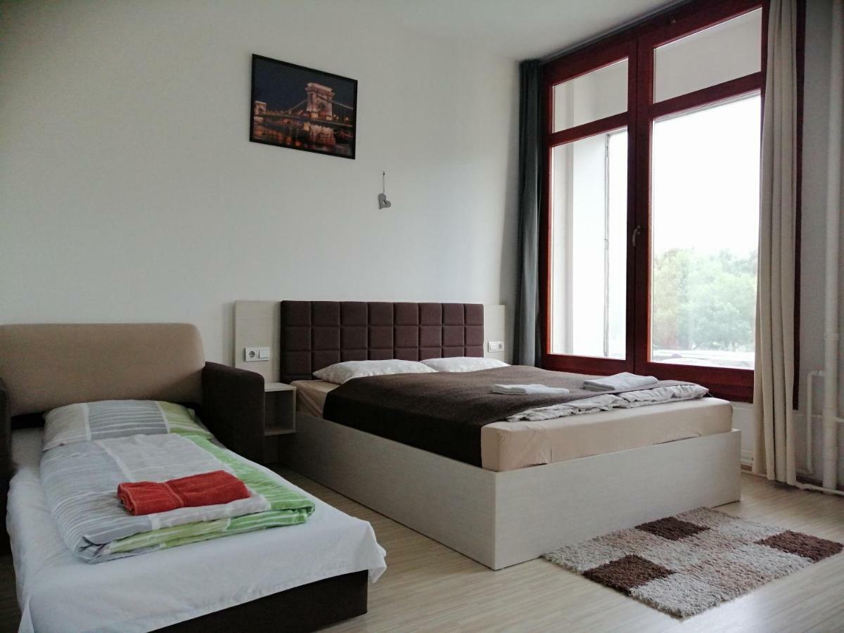 Zoom-Budapest Apartments Bagian luar foto