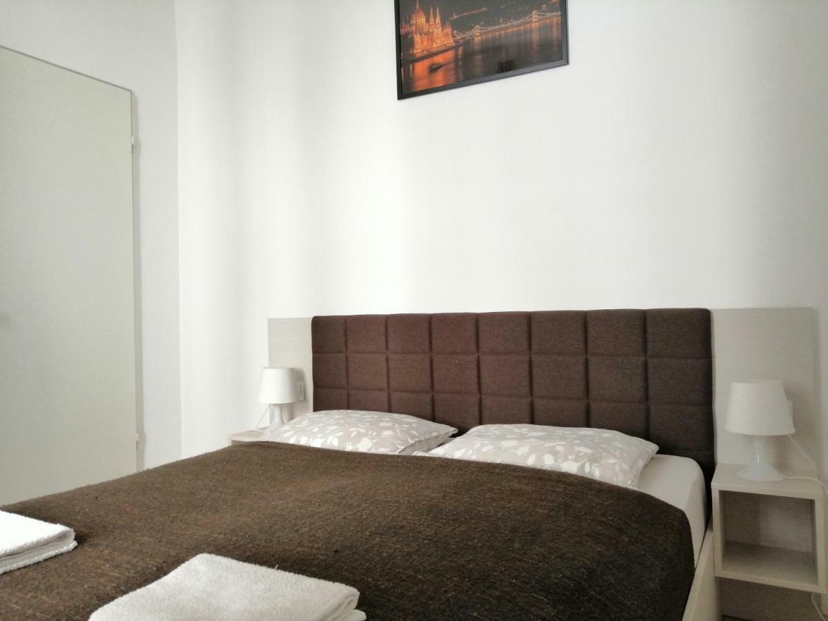Zoom-Budapest Apartments Bagian luar foto