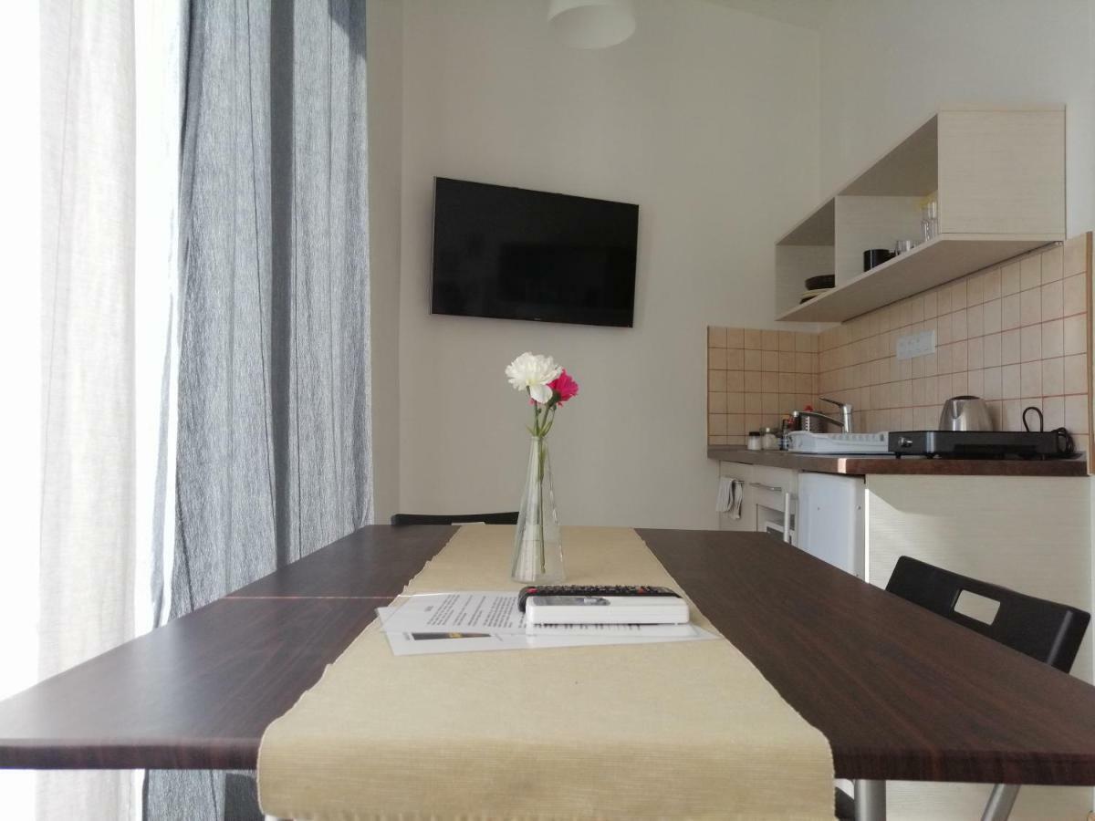 Zoom-Budapest Apartments Bagian luar foto